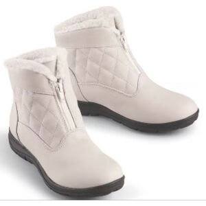 Women's Collections Etc Cream Quilted Winter Boots Size 12 X wide